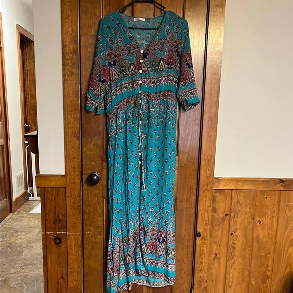 Blue Maxi Sundress with 3/4 Sleeves and Scoop Neck